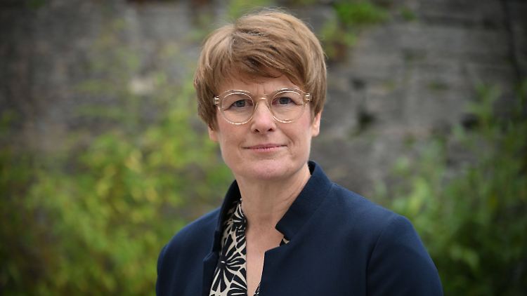 Grimm schlägt vor, weniger Berufsgruppen zu verbeamten