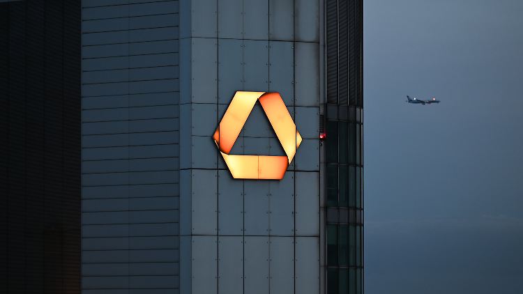 Commerzbank zurrt Plan für Stellenabbau fest
