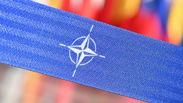 Möglicher Korruptionsskandal: Ermittlungen gegen Nato-Mitarbeiter