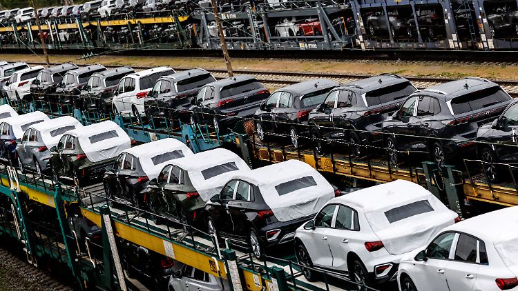 Neuwagenpreise schießen weiter nach oben