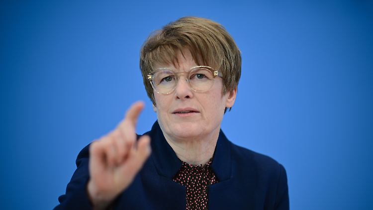 Wirtschaftsweise Grimm fordert Strategie f&uuml;r seltene Erden