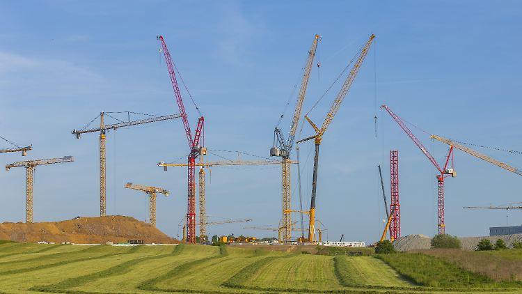 KfW-Chef meldet "rasanten Stimmungswechsel" bei Investoren