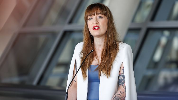 Linke Reichinnek offen für Zusammenarbeit mit Union