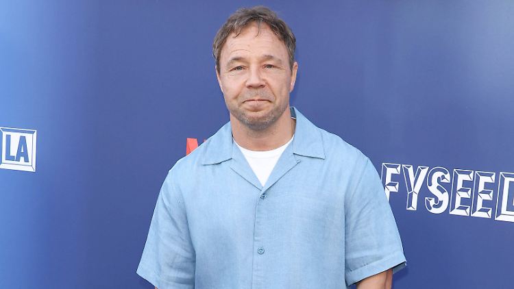 Stephen Graham bekommt Notfall-OP im Flieger