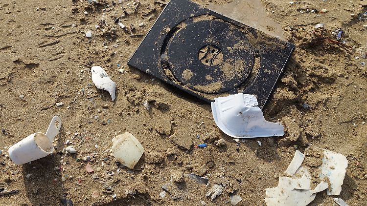 Hawaiis malerische Strände sind voller "unsichtbarem" Plastikmüll