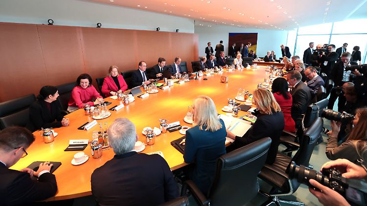 Kabinett beschließt "Investitionsbooster" für Unternehmen