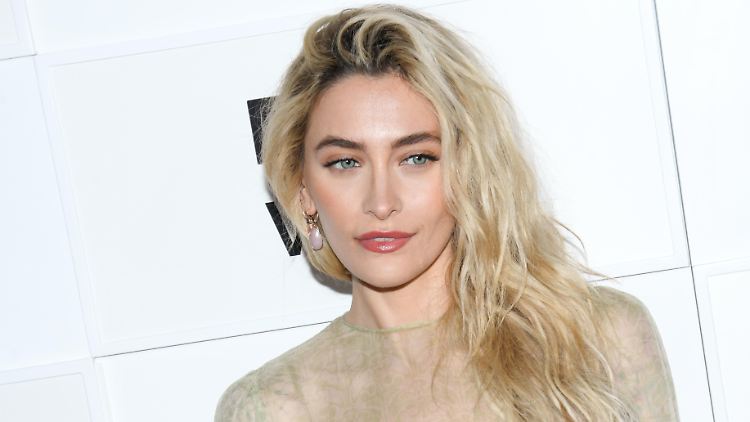 Paris Jackson wirft Kritikern ein "F-k you" entgegen