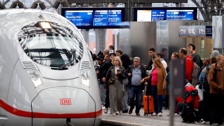 Kritik an Deutscher Bahn - "Das ist ein Skandal"