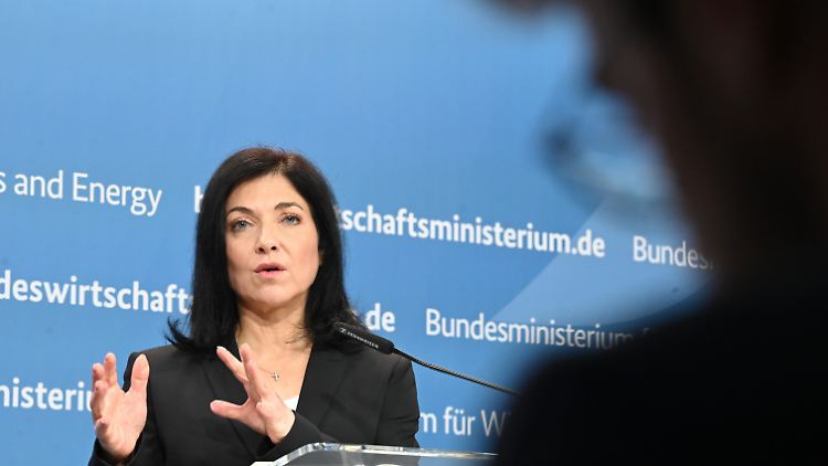 Katherina Reiche trifft sich mit europäischer Allianz für Kernkraft
