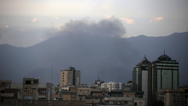 Israel attackiert iranischen Staatssender