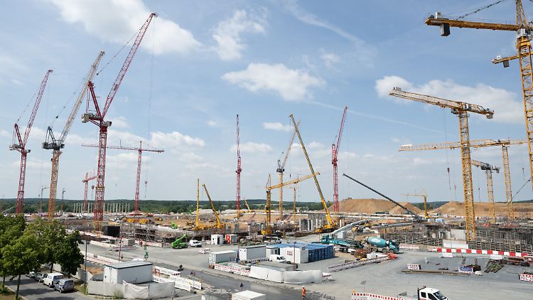 "Wirtschaft schöpft langsam Zuversicht"