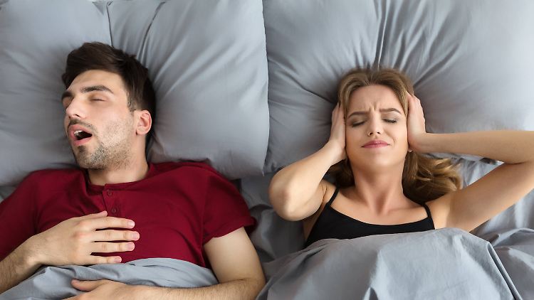 Wenn die Nachtruhe durch den Partner gestört wird