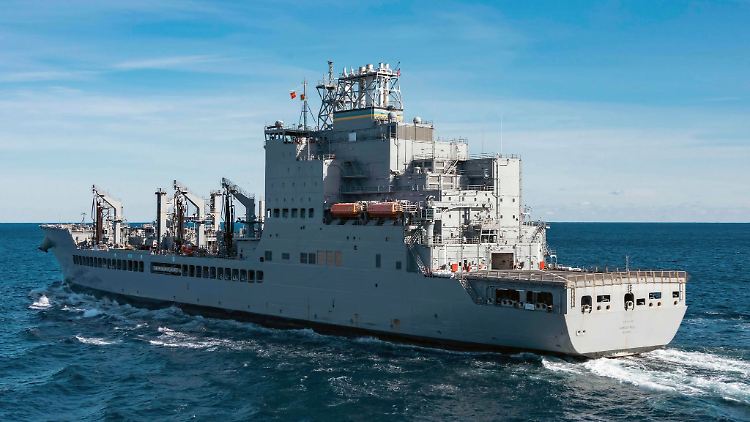 "USNS Harvey Milk" heißt jetzt "USNS Oscar V. Peterson"