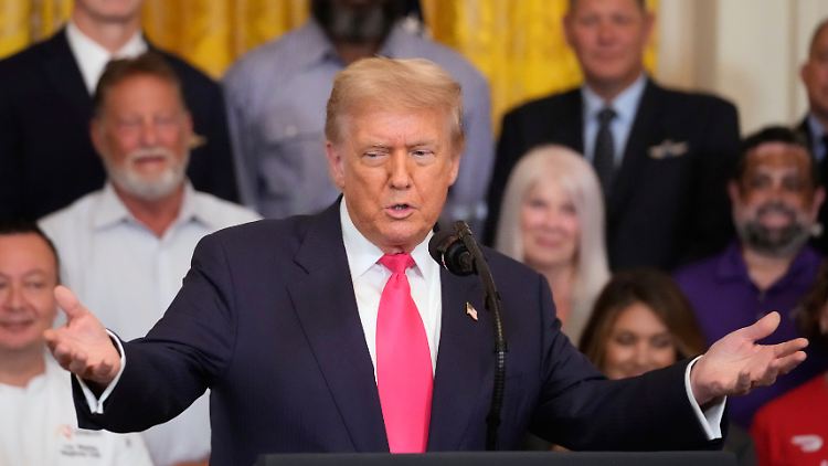 Trump fordert Entlassung von Journalisten wegen Iran-Berichts