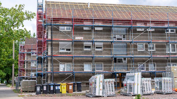 Studie: Klimagerechte Häusersanierung kostet über eine Billion Euro