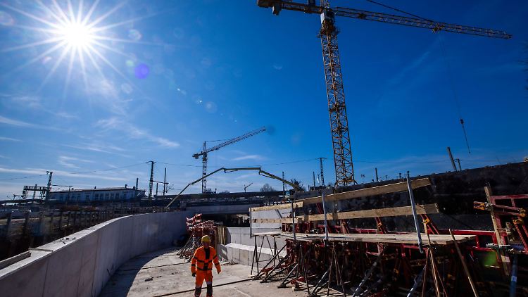 Bahnchef: Es fehlen in den nächsten Jahren 17 Milliarden