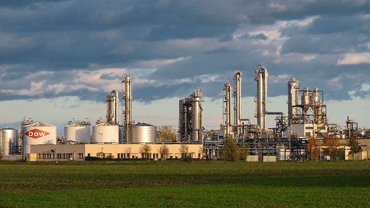 Chemiekonzern Dow schlie&szlig;t Anlagen in Deutschland