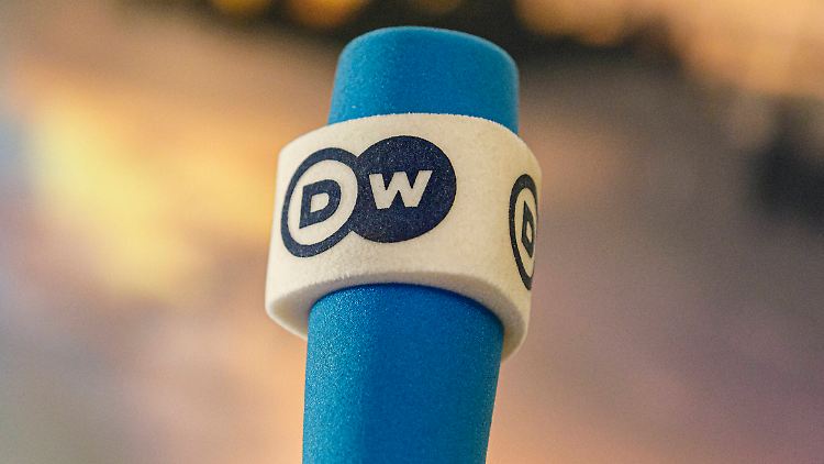 Israelische Siedler werfen Steine auf Team der Deutschen Welle