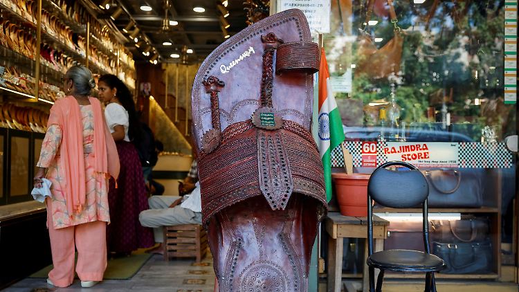 Pradas "Sandalen-Skandal" hilft indischen Herstellern