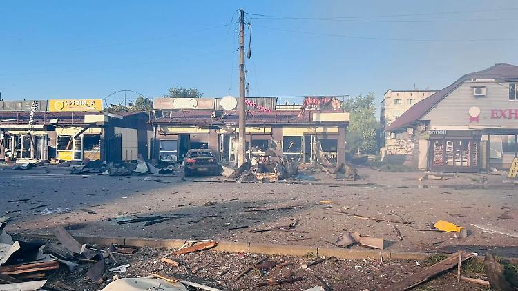 Ukraine: Russland wirft 500-Kilo-Bombe auf Stadtzentrum