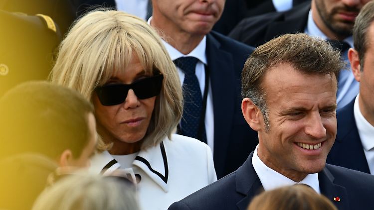 Ehepaar Macron verklagt rechte US-Influencerin