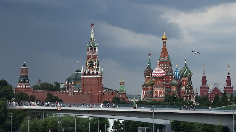 Russische Topmanager warnen vor Bankenkrise