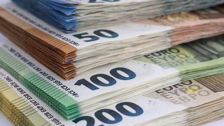 Steuereinnahmen im ersten Halbjahr deutlich gestiegen