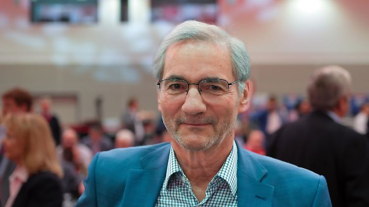 SPD-Historiker entsetzt über Platzecks "Hybris" und "Dummheit"