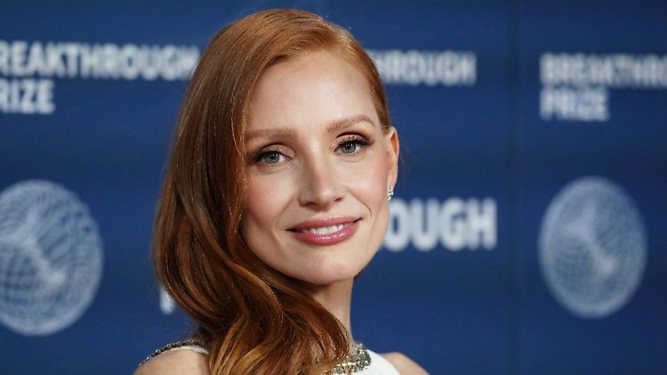 Oscar-Preisträgerin Jessica Chastain geht zurück an die Uni