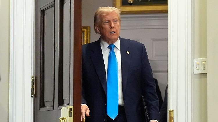 Trump droht Medwedew: "Gef&auml;hrliches Terrain"