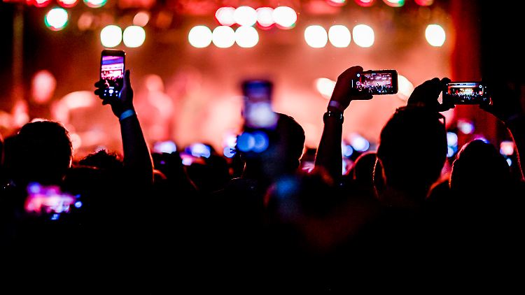 Eventim-Chef räumt ein: Konzerttickets werden noch teurer