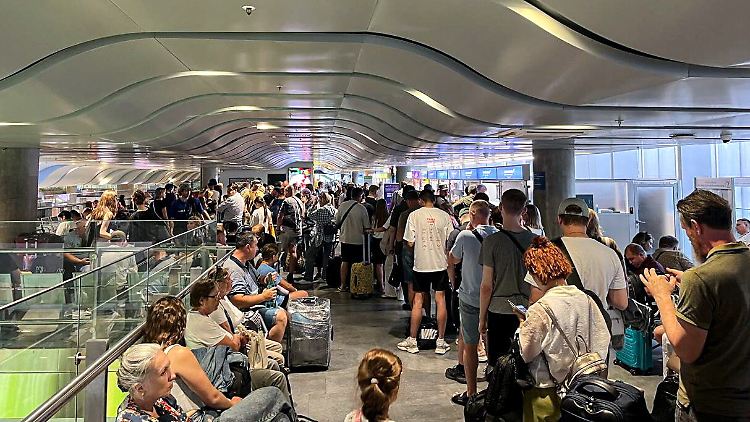 Hacker wollen gesamte IT von Aeroflot zerstört haben