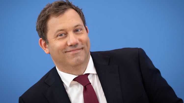 Der Klingbeil gibt es, der Klingbeil nimmt es