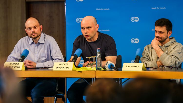 Buschmann verteidigt Gefangenentausch mit Tiergartenmörder