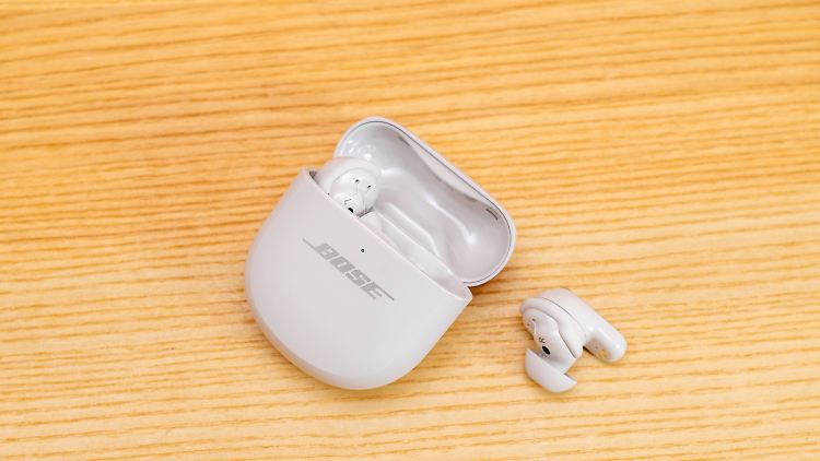 Die Bose QuietComfort Ultra Earbuds 2 sind ideale Reisebegleiter