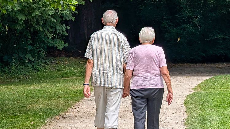 Bericht: Millionen Rentner zahlten zu viel für Pflegeversicherung