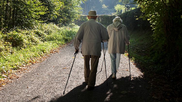 Wirtschaftsweiser unterstützt Reiches Renten-Vorstoß
