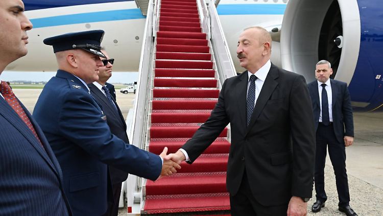 Armenien und Aserbaidschan schließen laut Trump Frieden