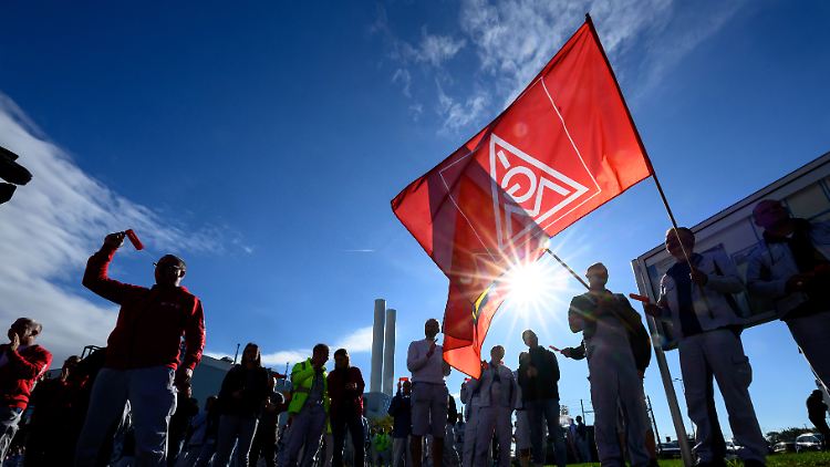 Tausende VW-Beschäftigte kehren der IG Metall den Rücken