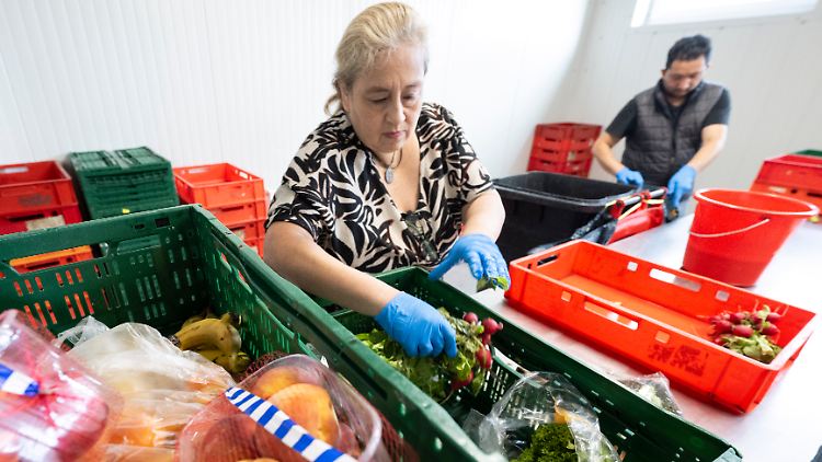 Forscher kritisieren klein gerechnete Armutsquote