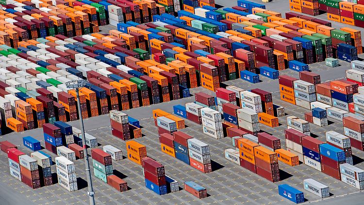 Deutscher Handelsüberschuss mit den USA bricht ein