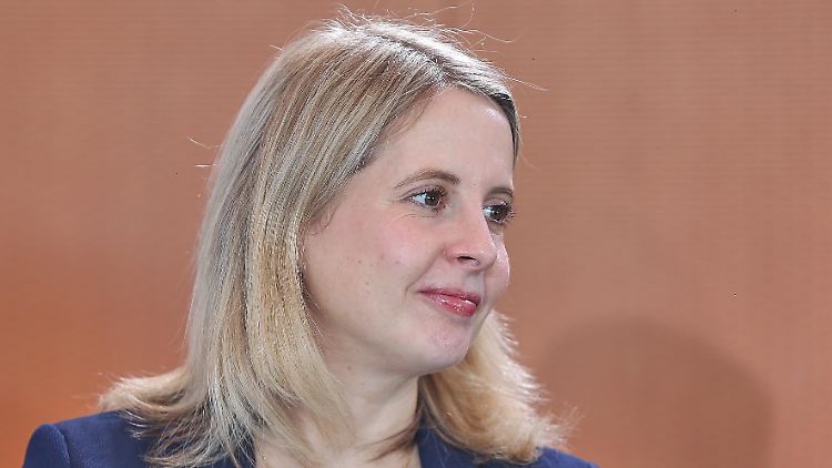 Bauministerin Hubertz ist schwanger