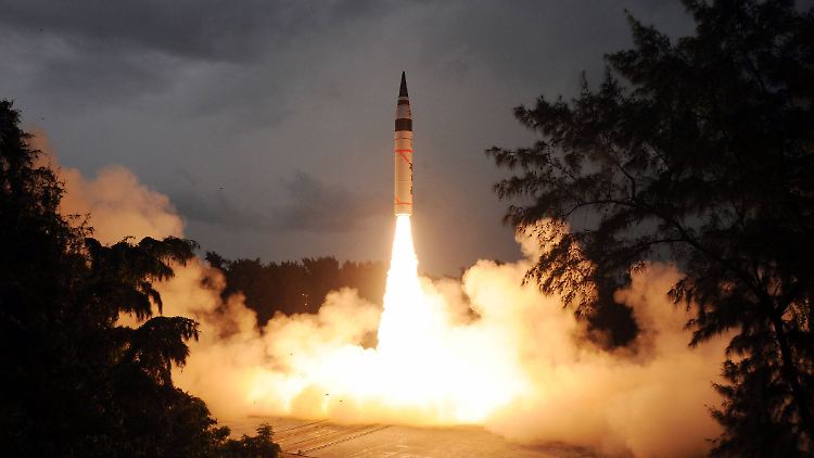Indien testet atomfähige ballistische Rakete
