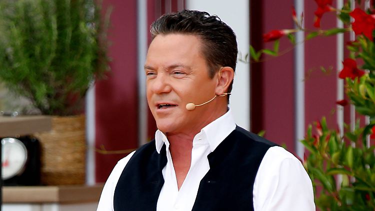 Stefan Mross singt live f&uuml;r seine k&uuml;rzlich gestorbene Mutter