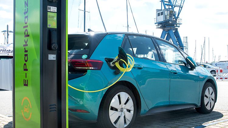 Eon: E-Autos könnten abends zweieinhalb Gaskraftwerke ersetzen