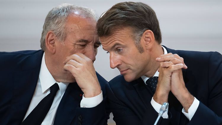 Frankreich droht Sturz in die Unregierbarkeit