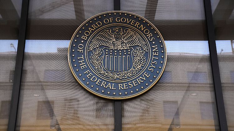 Trumps Berater warnt vor politischem Druck auf Fed