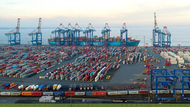 Ifo stutzt Konjunkturprognose - mehr Arbeitslosigkeit erwartet