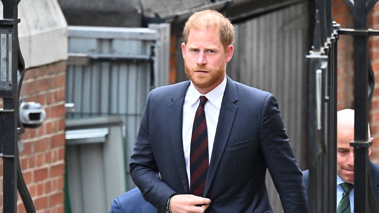 Prinz Harry nutzt Englandbesuch für privates Gedenken