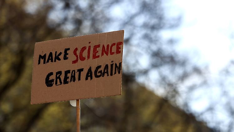 Trump hält nichts von Abschaffung der Impfpflicht in Florida